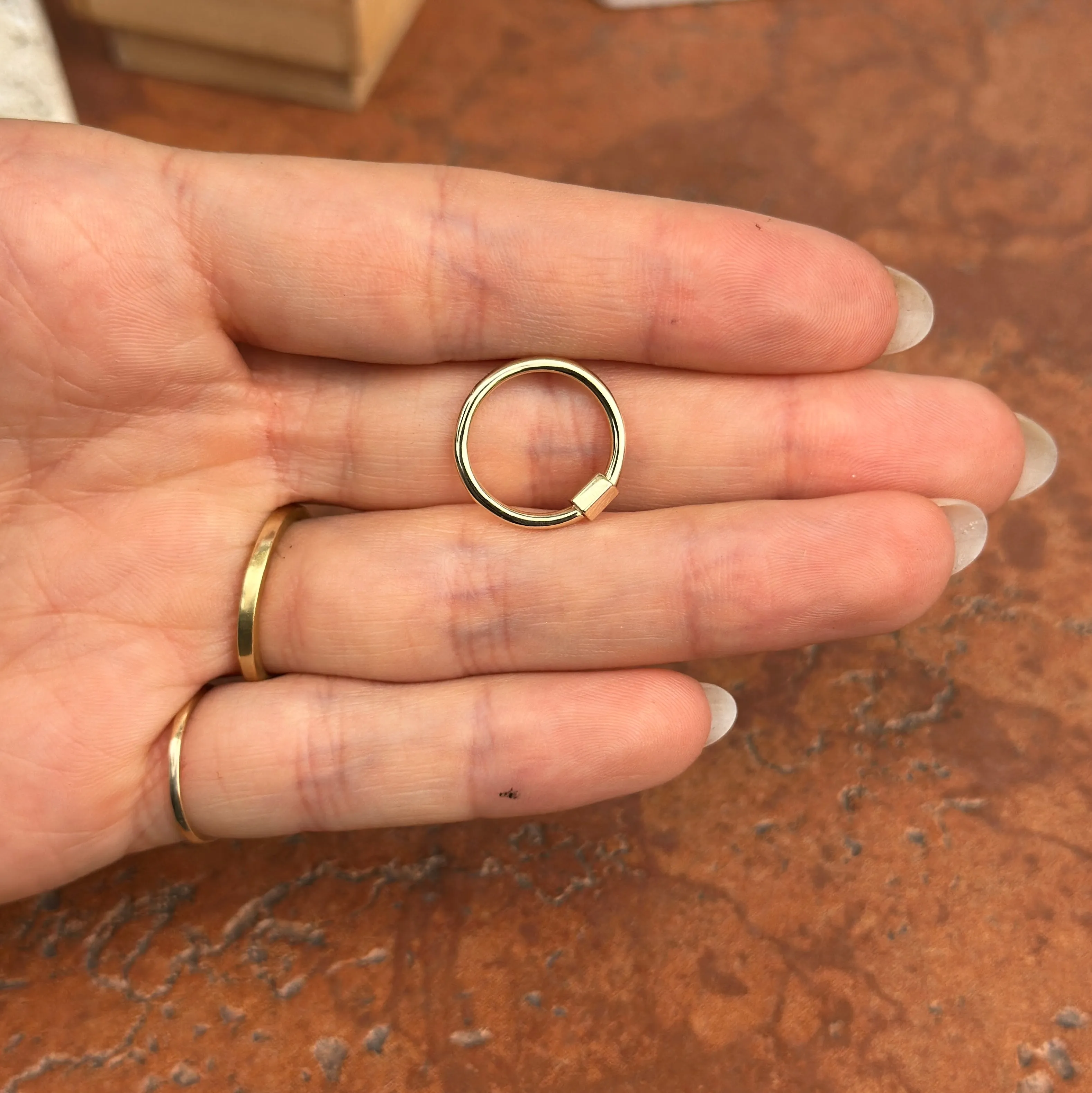 10KT Yellow Gold Circle Round Carabiner Clasp Pendant Hanger