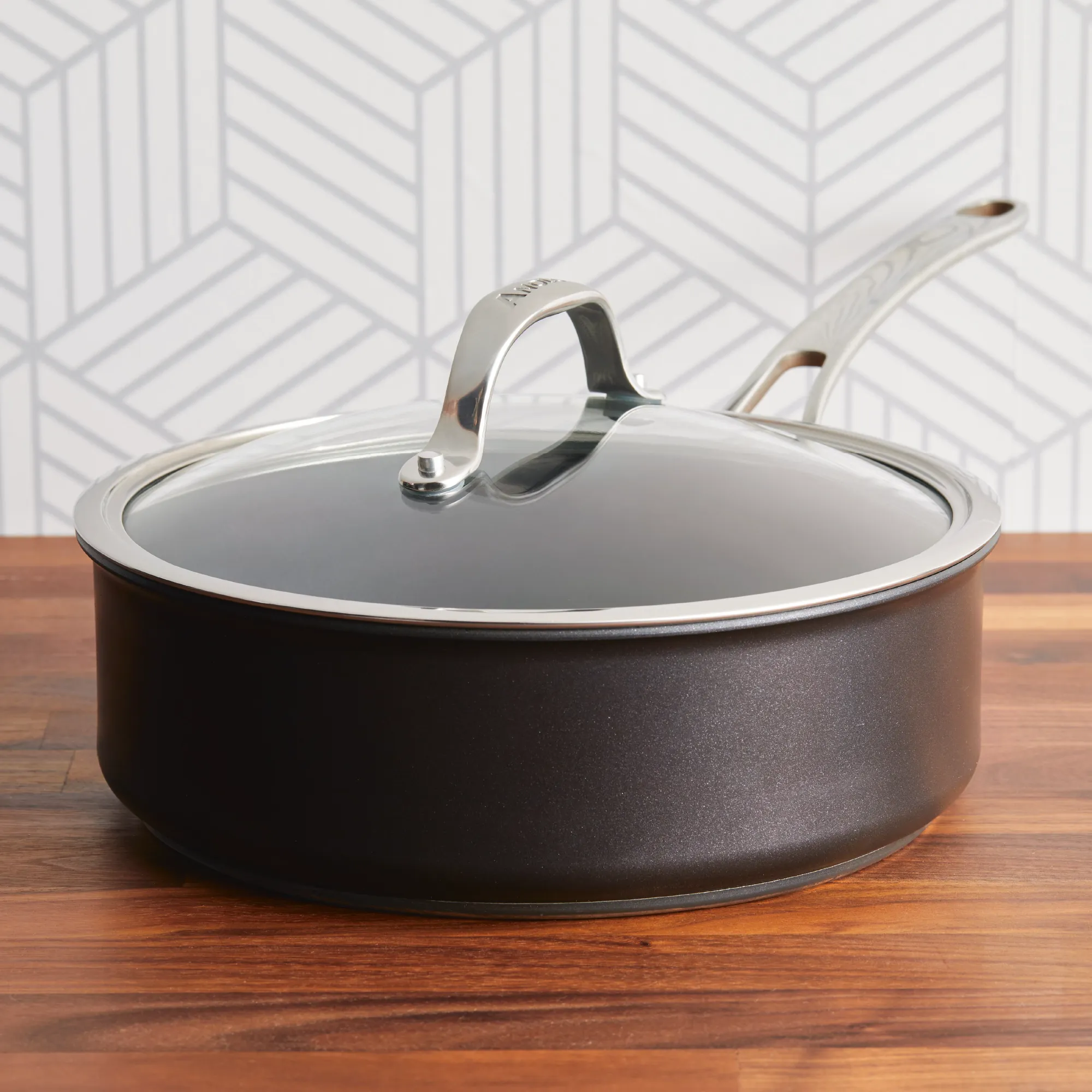 3.5-Quart Hybrid Nonstick Induction Sauté Pan with Lid