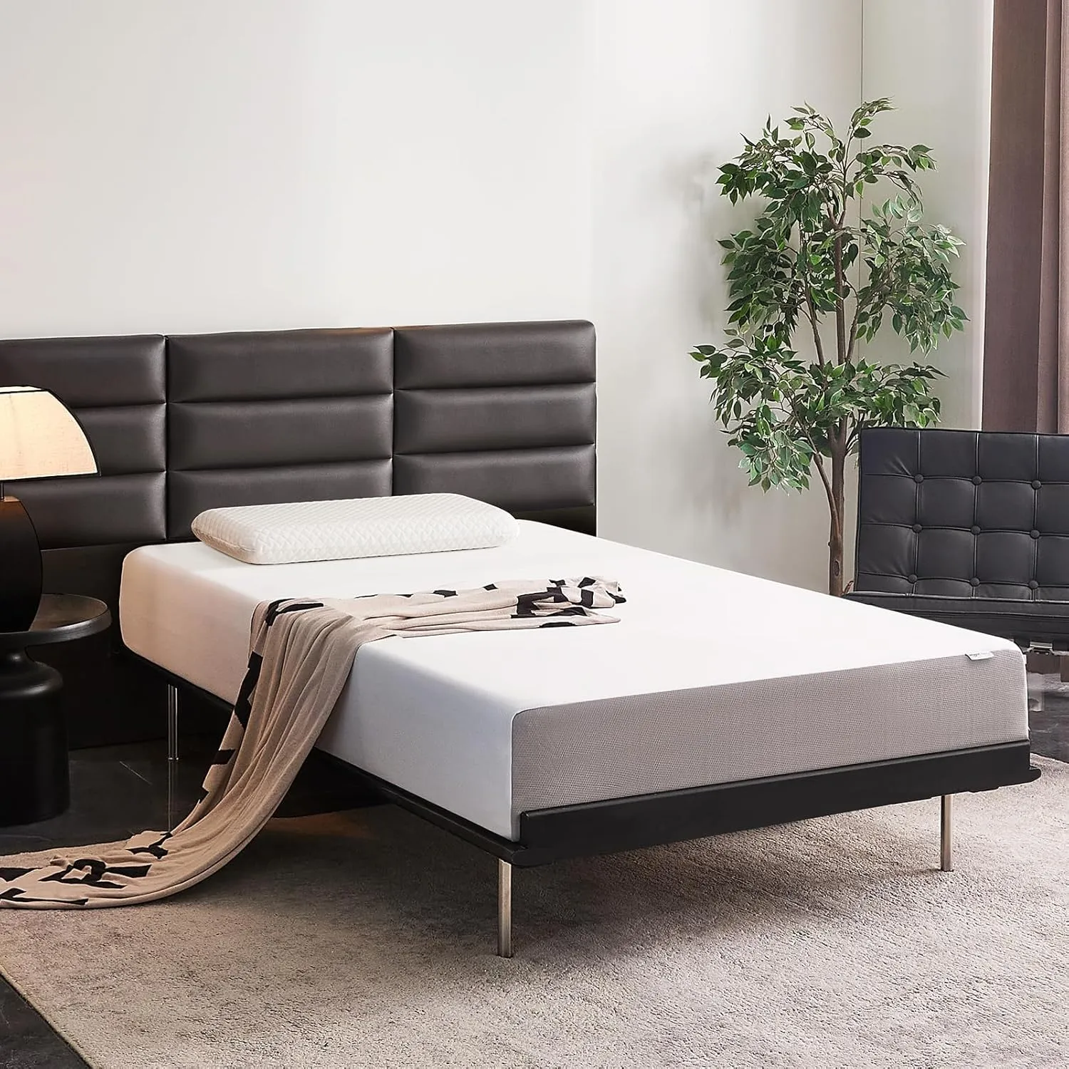 Amazon Basics Memory Foam Mattress, Medium Firm, 10 Inch, Twin, White/Grey