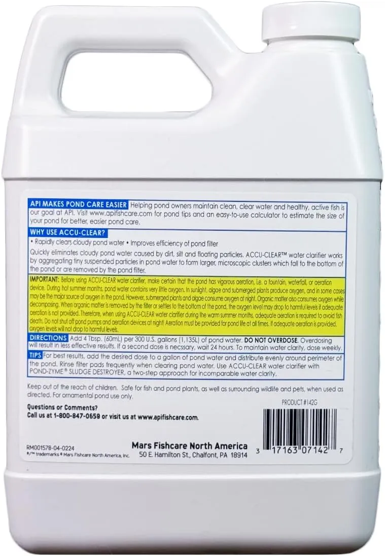 API POND ACCU-CLEAR Pond Water Clarifier 32-Ounce Bottle