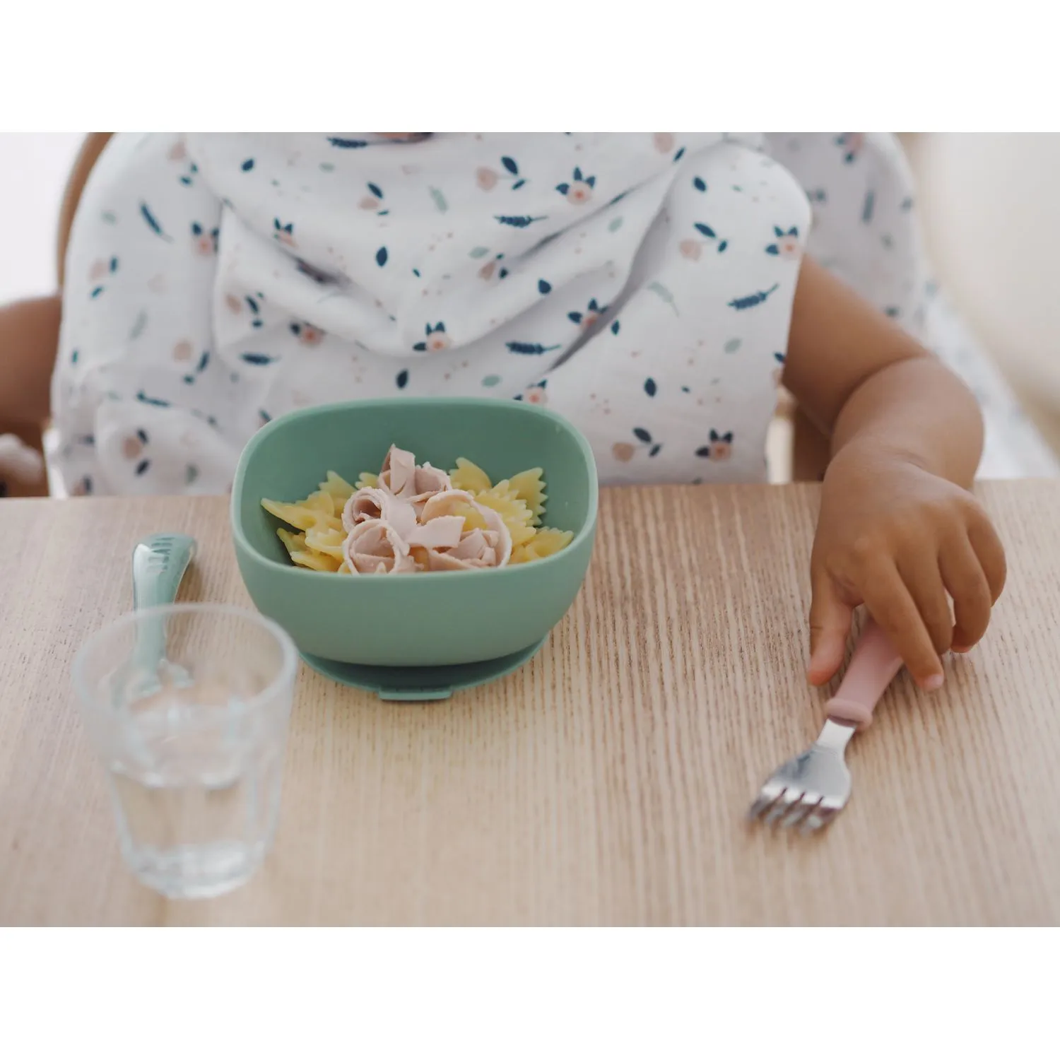 Beaba Silicone Suction Bowl - Sage Green