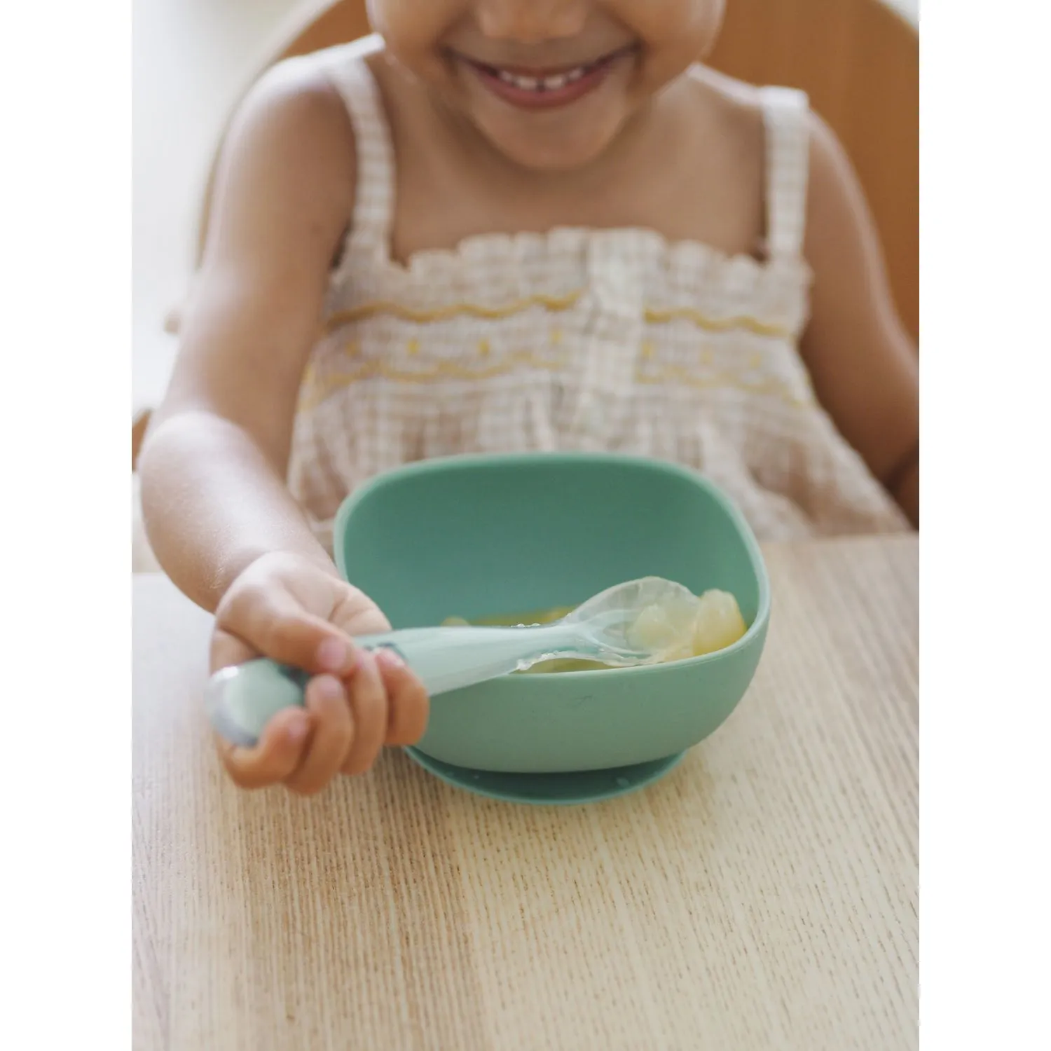 Beaba Silicone Suction Bowl - Sage Green
