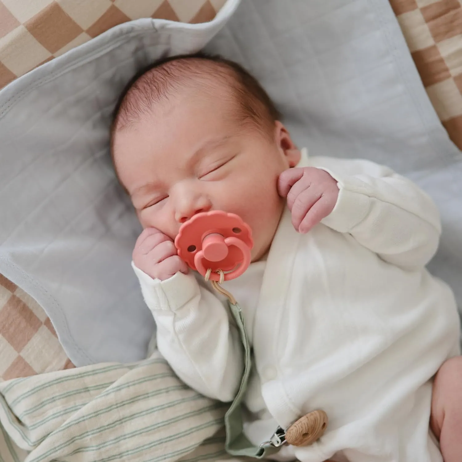 FRIGG Daisy Natural Rubber Baby Pacifier | Made in Denmark | BPA-Free (Poppy/Lupine, Size 1) 2-Pack