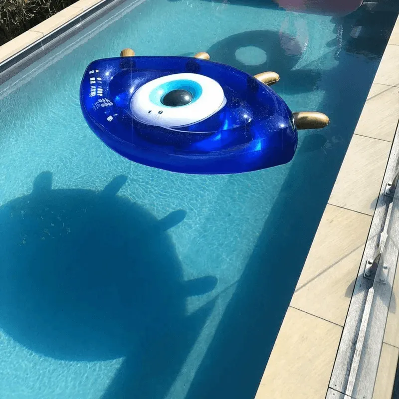 Mystic Eye | Skyddande Pool Lounger