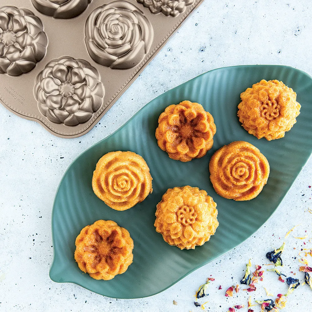 Nordic Ware | Floral Cakelet Pan