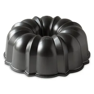 Nordic Ware Original Pro-Cast BUNDT Pan 12 Cup