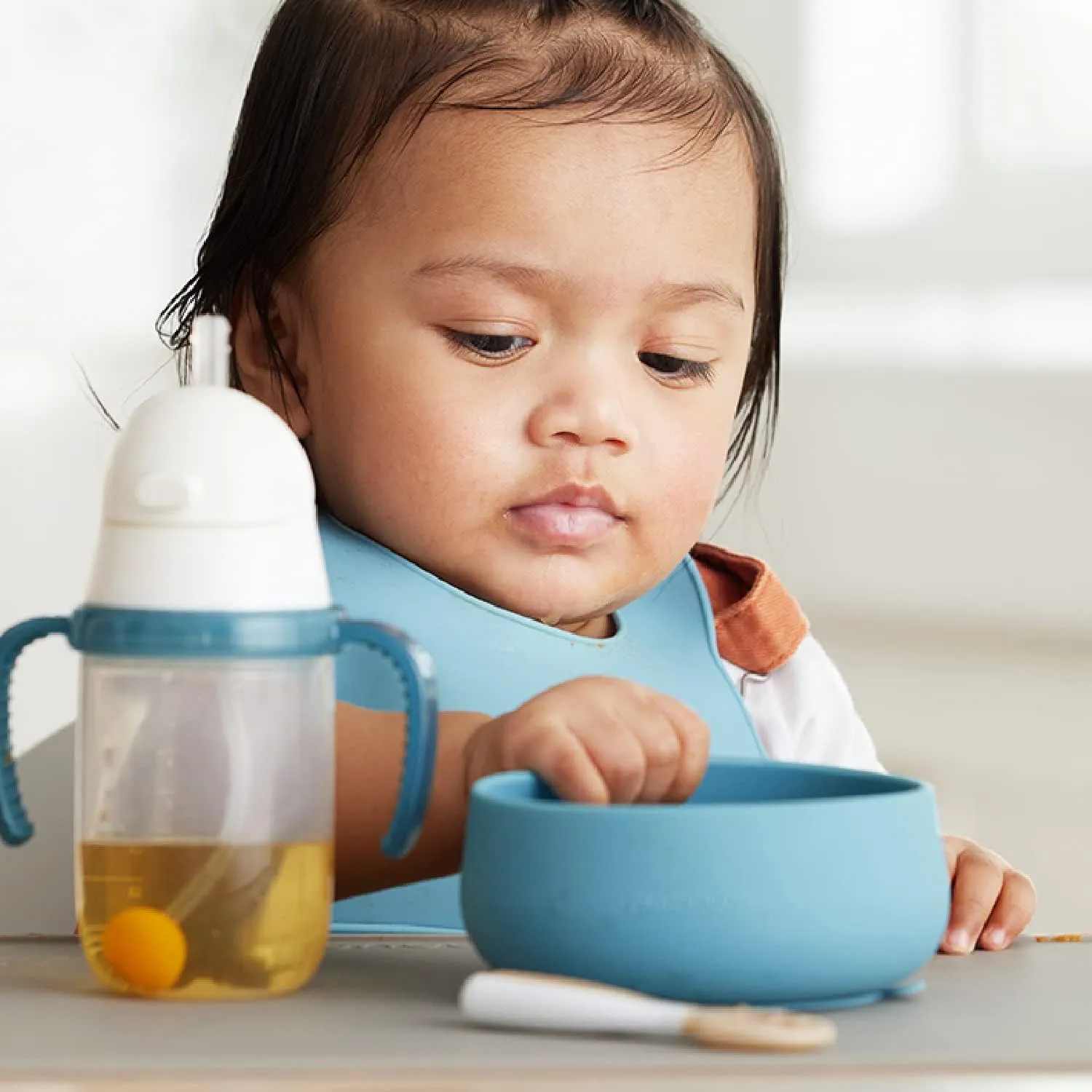 NumNum Suction Bowls for Babies & Toddlers, Extra Strong Non-Slip Suction, 100% Food-Grade Silicone, BPA-Free, Microwave & Dishwasher Safe, Baby-Led Weaning Bowl, 3-Pack With Lid, Beige/Green/Mauve