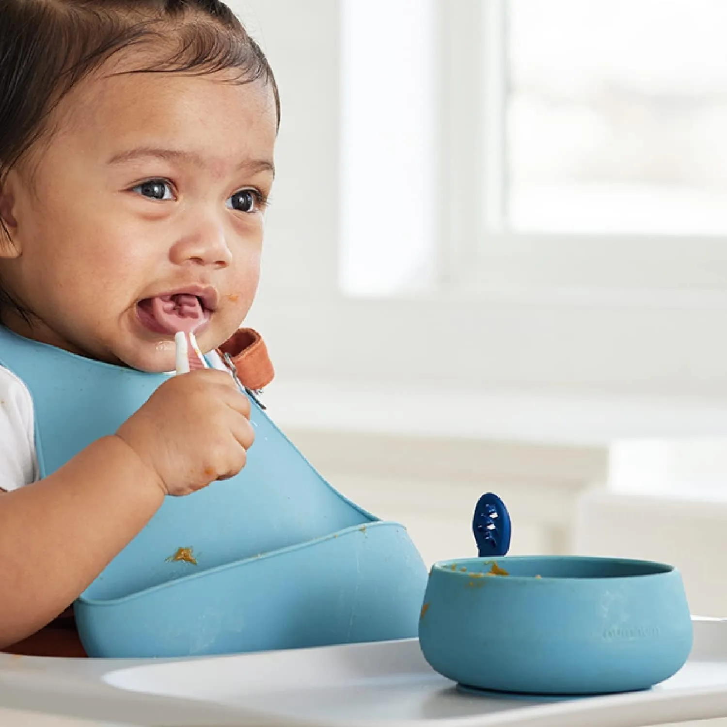NumNum Suction Bowls for Babies & Toddlers, Extra Strong Non-Slip Suction, 100% Food-Grade Silicone, BPA-Free, Microwave & Dishwasher Safe, Baby-Led Weaning Bowl, 3-Pack With Lid, Beige/Green/Mauve