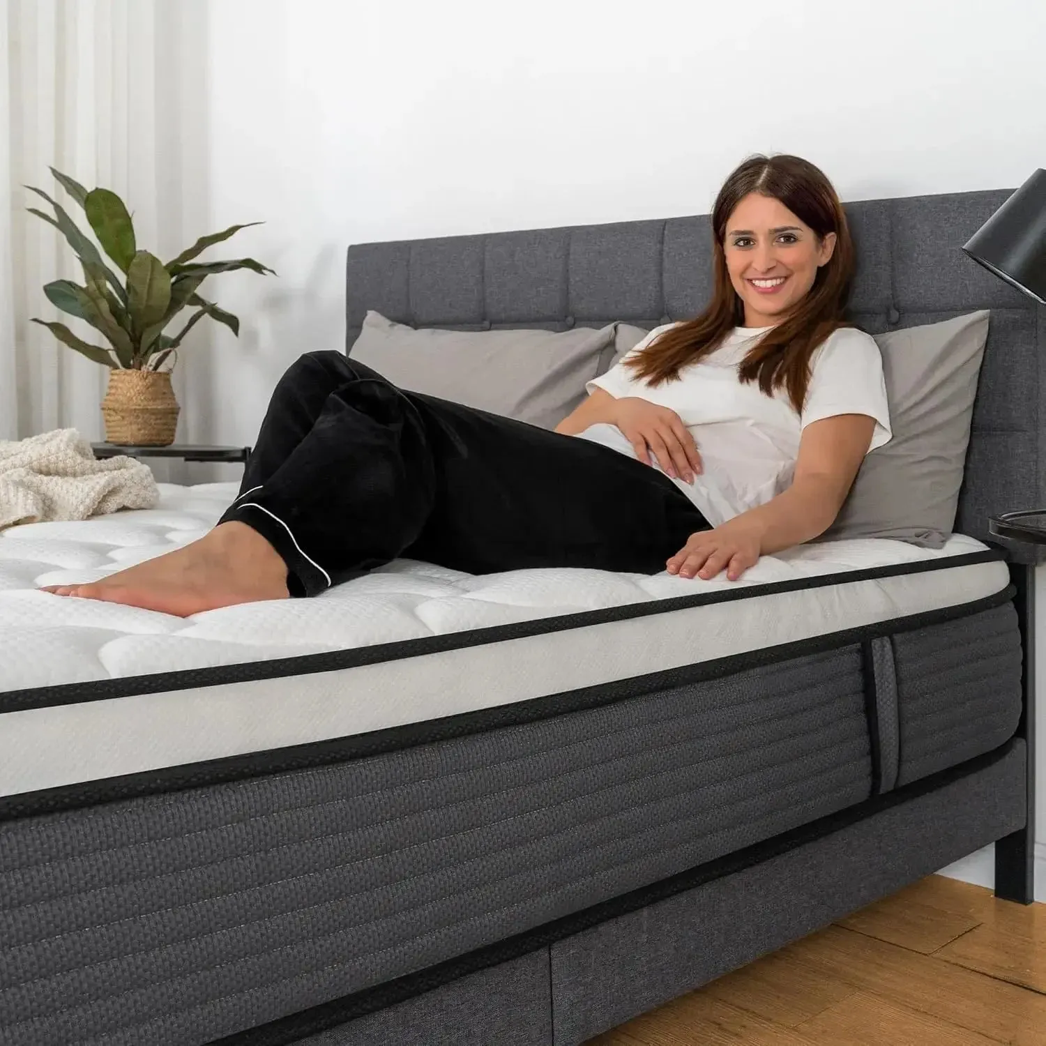 PAMYO KING 12 INCH PILLOW TOP HYBRID MATTRESS