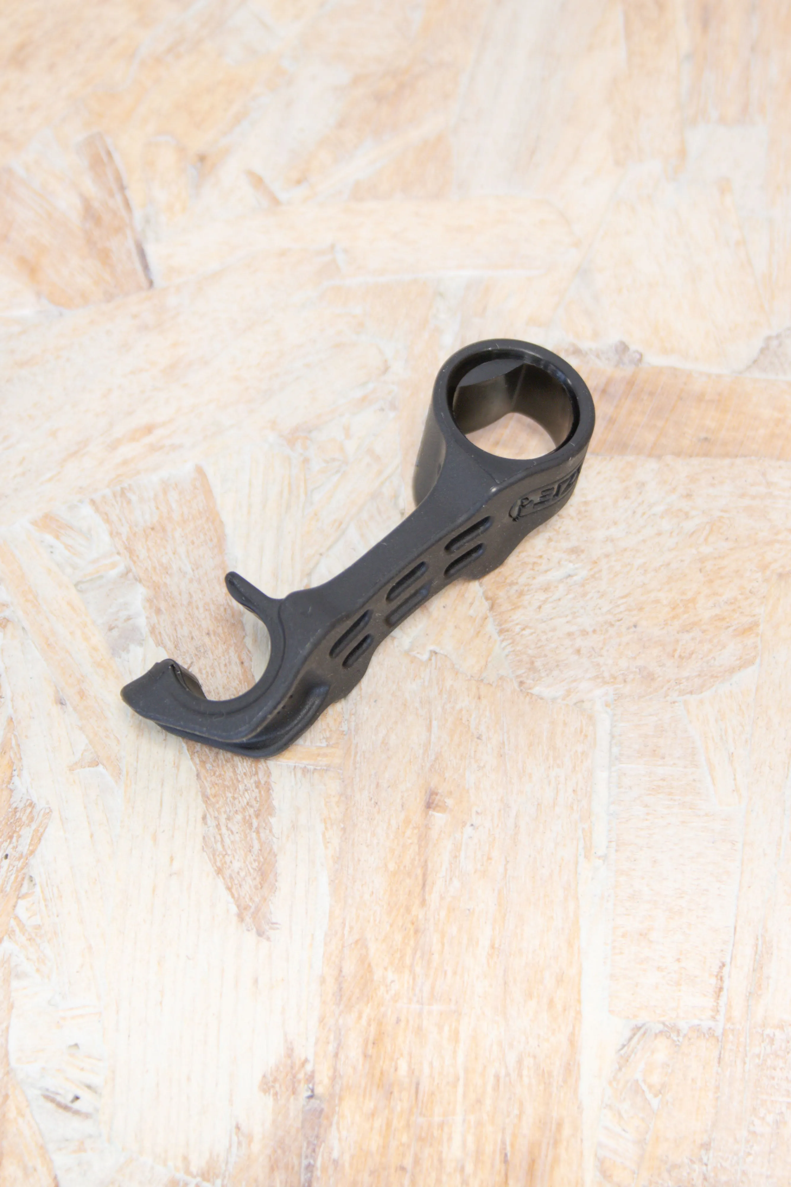Petzl - Bar for Attache