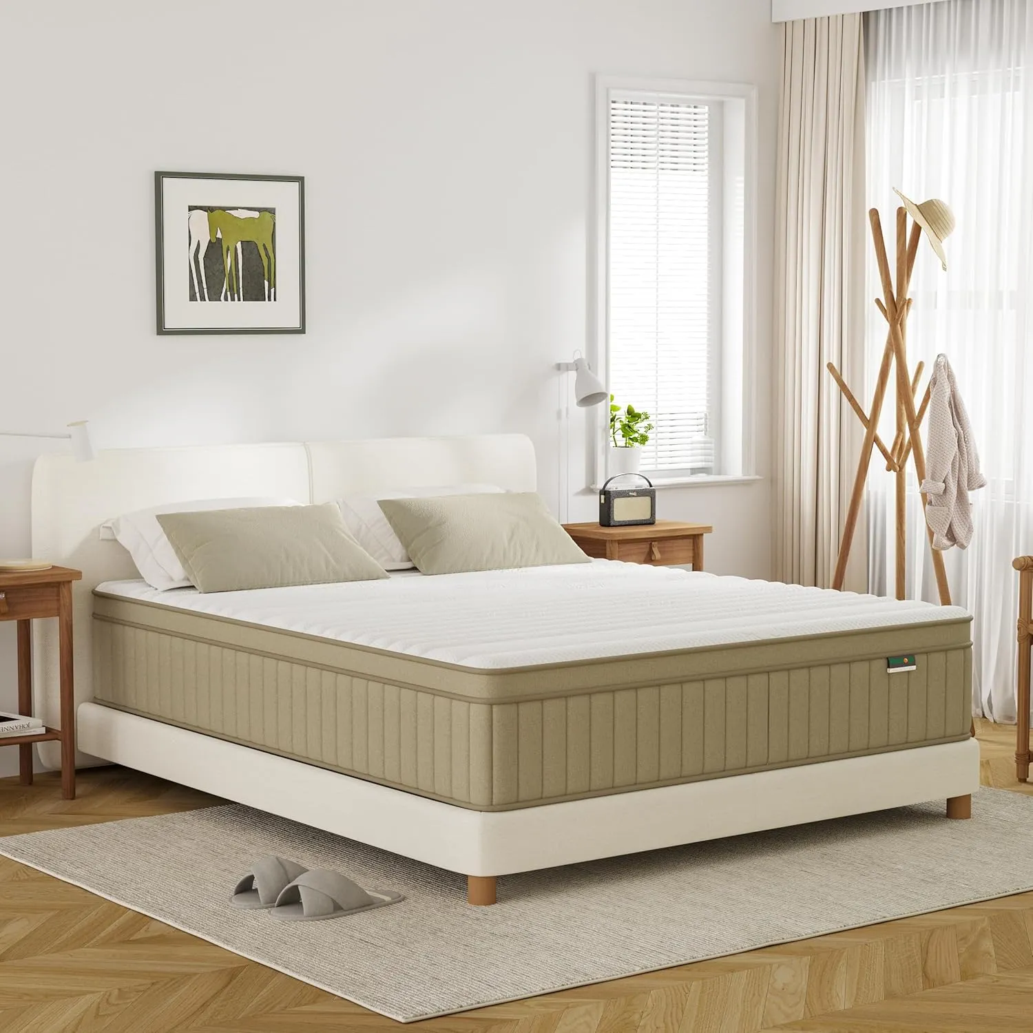 Queen Mattress Firm, 14 Inch Queen Size Mattress in a Box,Hybrid Memory Foam Queen Mattress with Individual Pocket Spring for Motion Isolation & Pressure Relief