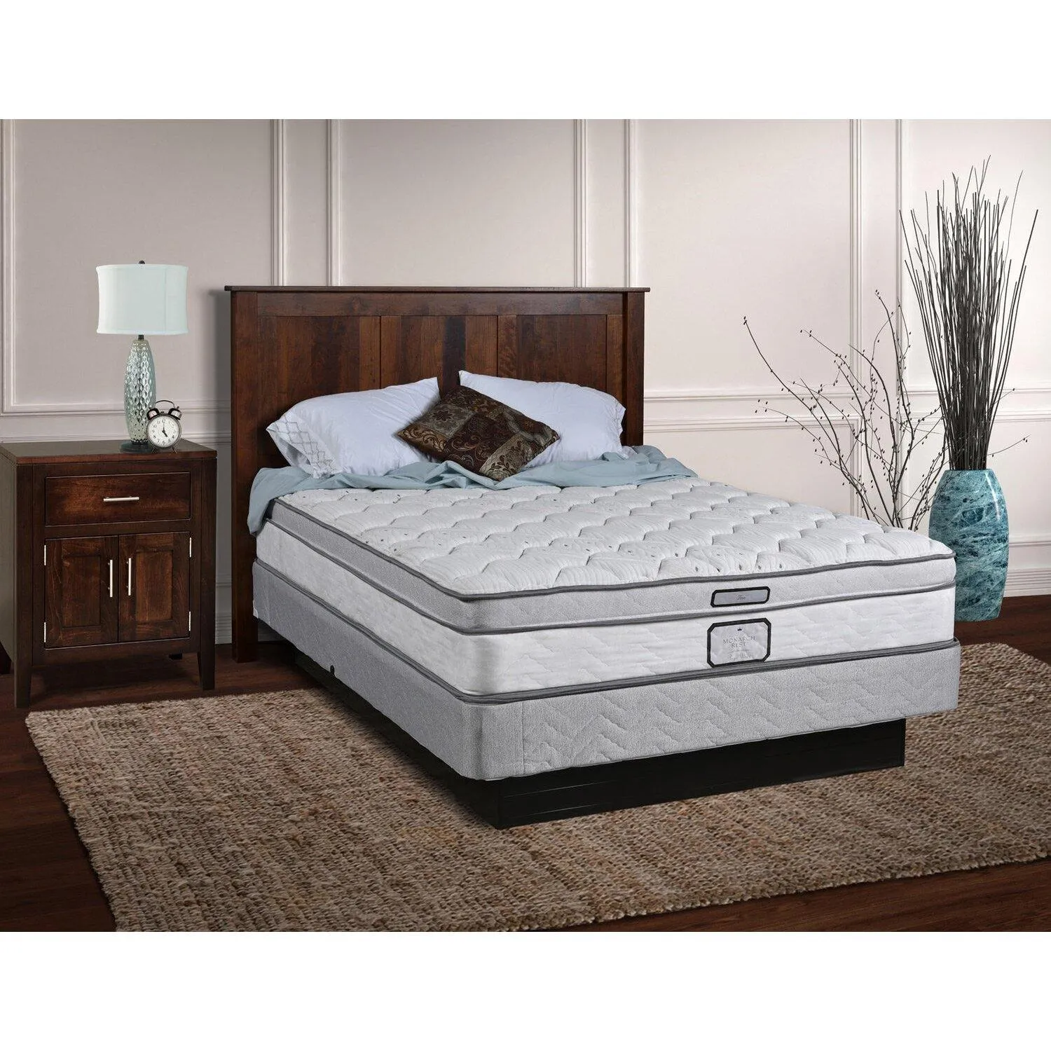 Royal Night Amish Mattress in Plush or Firm