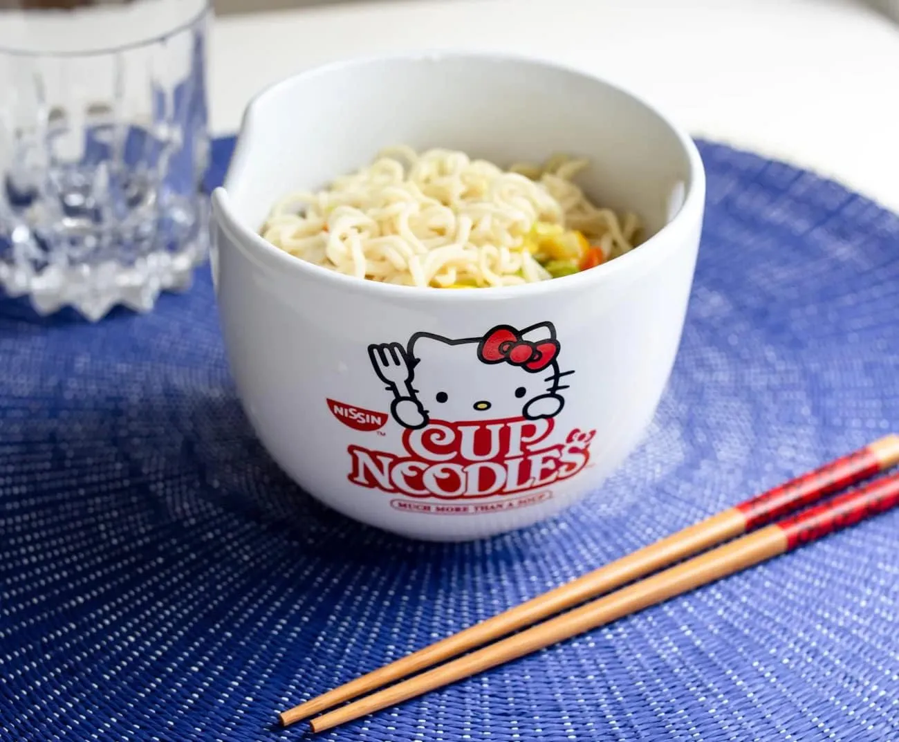 Silver Buffalo Sanrio Hello Kitty Cup Noodles Nissin Ceramic Ramen Noodle Rice Bowl with Chopsticks, Microwave Safe, 20 Ounces