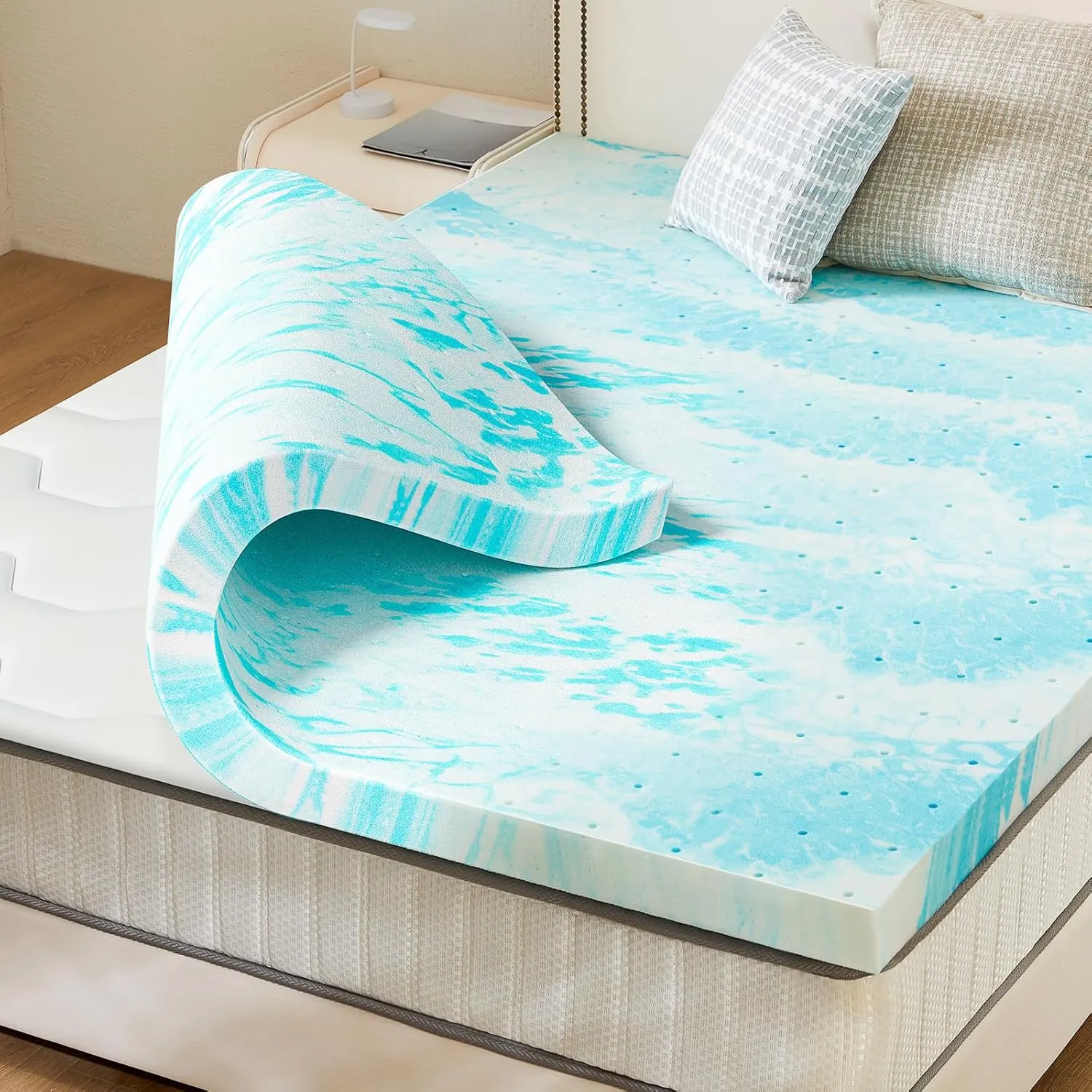 Sweetcrispy Mattress Topper Full, 3 Inch Thick Memory Foam Gel Infused Cooling Toppers Pad for Full Size Bed, Sleeper Sofa, RV, Camper, CertiPUR US Certified, Ventilated and Breathable, Blue, Full