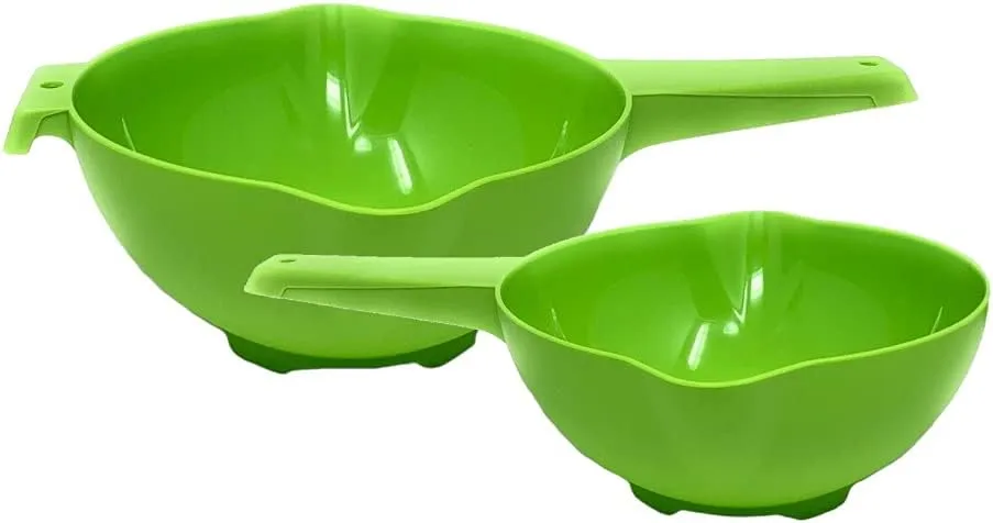 Tupperware 1 Qt and 2 Qt Colanders Set of 2 in Apple Green