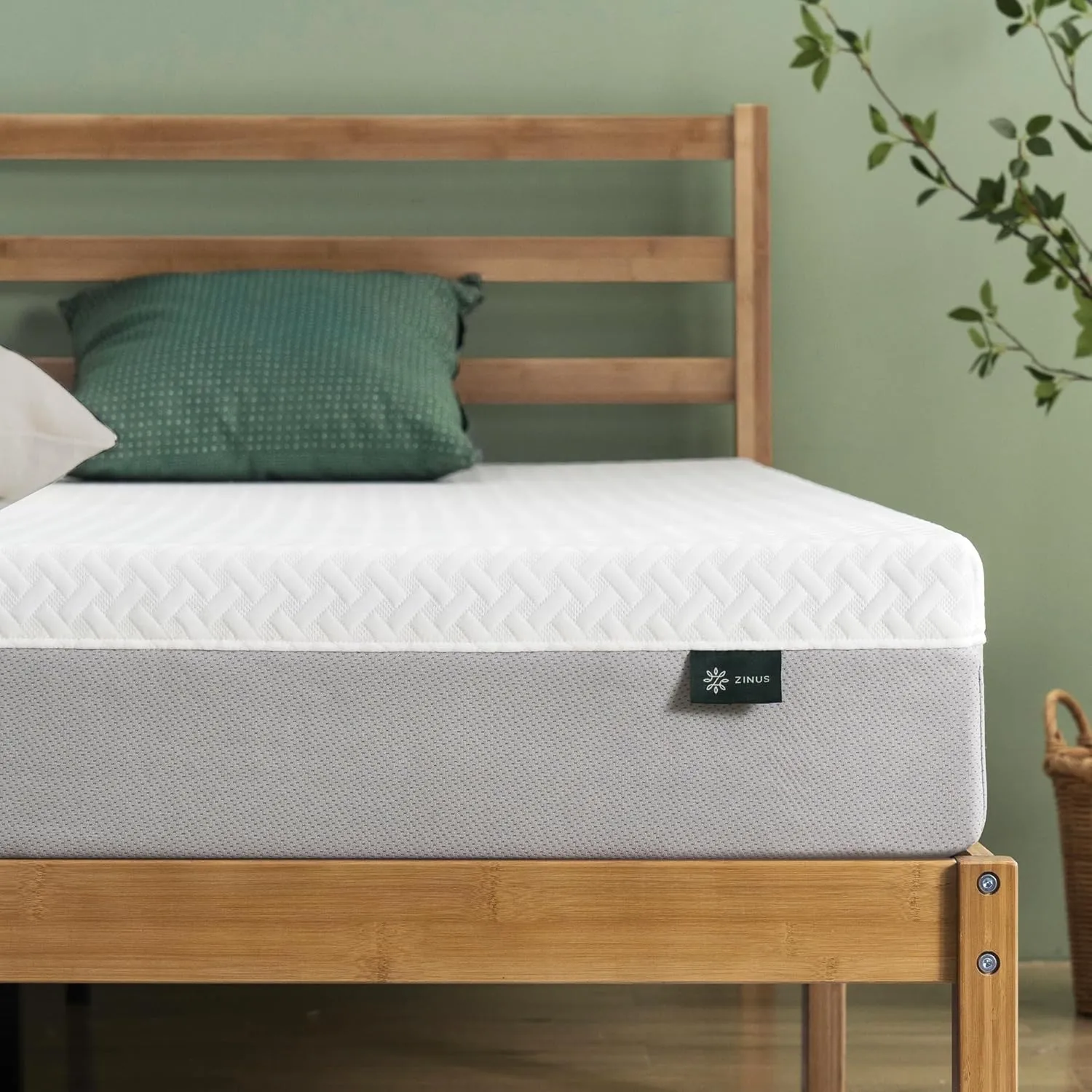 ZINUS 8 Inch Green Tea Essential Memory Foam Mattress [New Version], Twin, Fiberglass Free, Medium Feel, Breathable Airflow Memory Foam, Certified Safe Foams & Fabric, Mattress in A Box